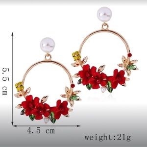 Red pearl earring 🌹 2/$8 Bundle other earnings.